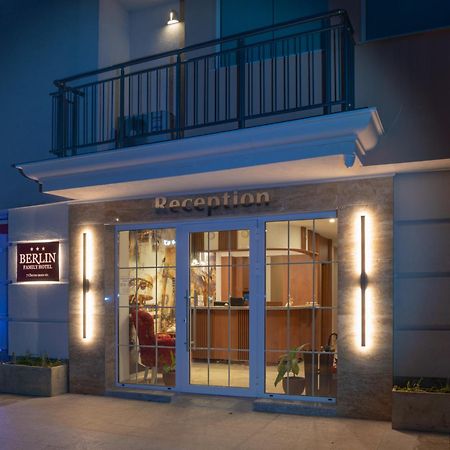 Family Hotel Berlin Beach Sveti Vlas Exterior foto