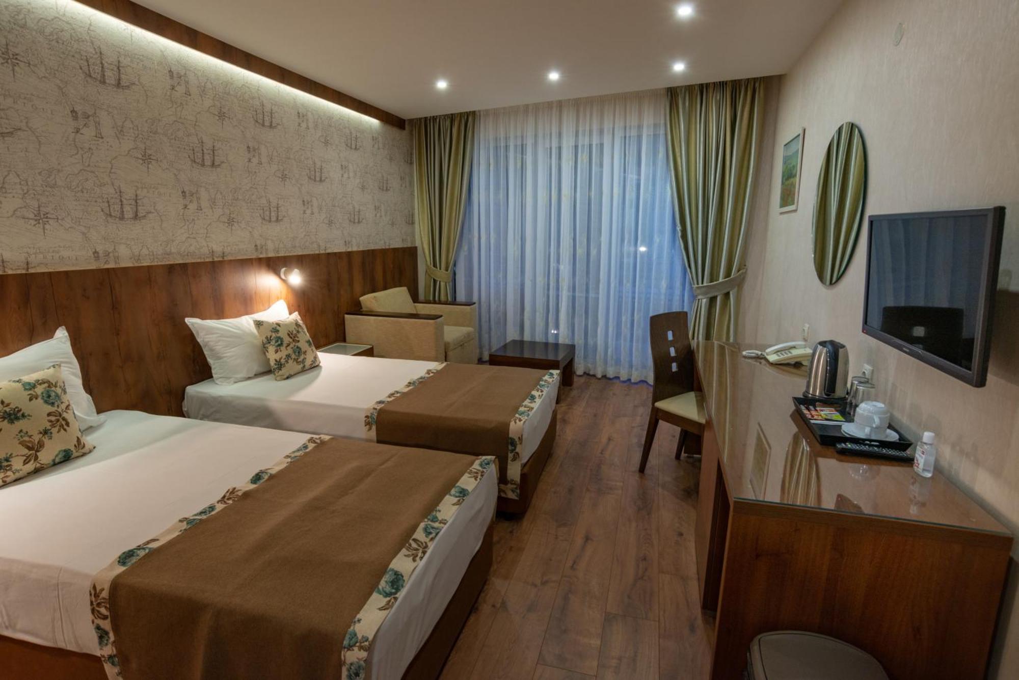 Family Hotel Berlin Beach Sveti Vlas Quarto foto