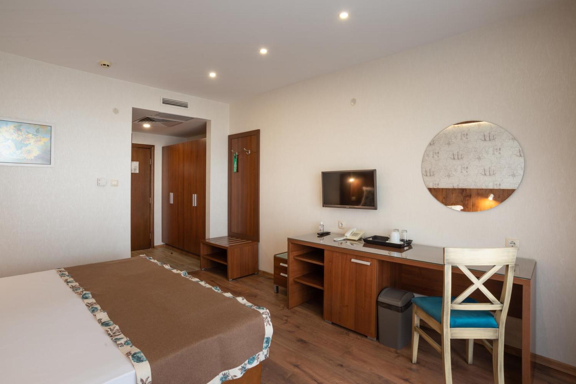 Family Hotel Berlin Beach Sveti Vlas Quarto foto