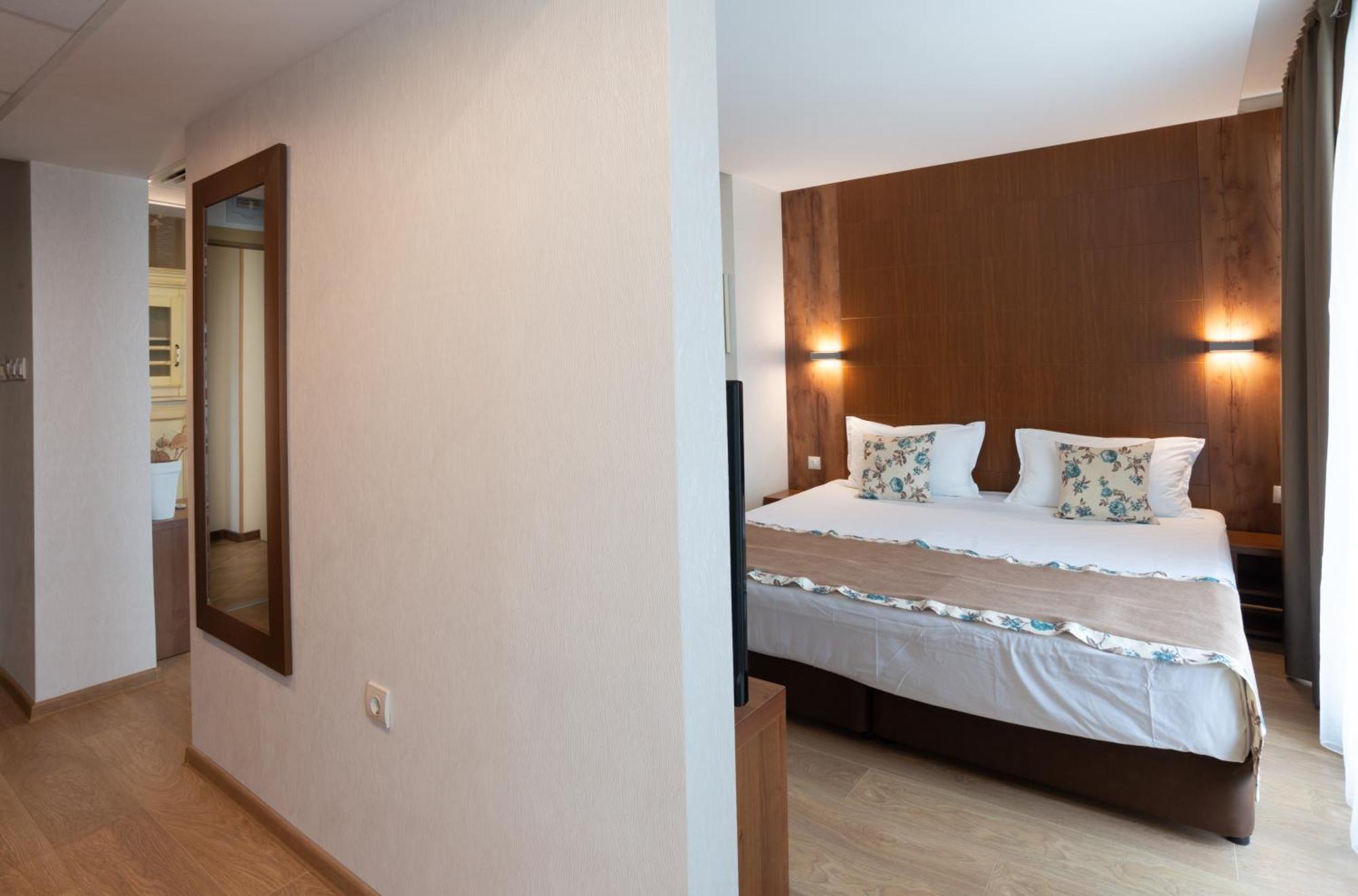 Family Hotel Berlin Beach Sveti Vlas Quarto foto