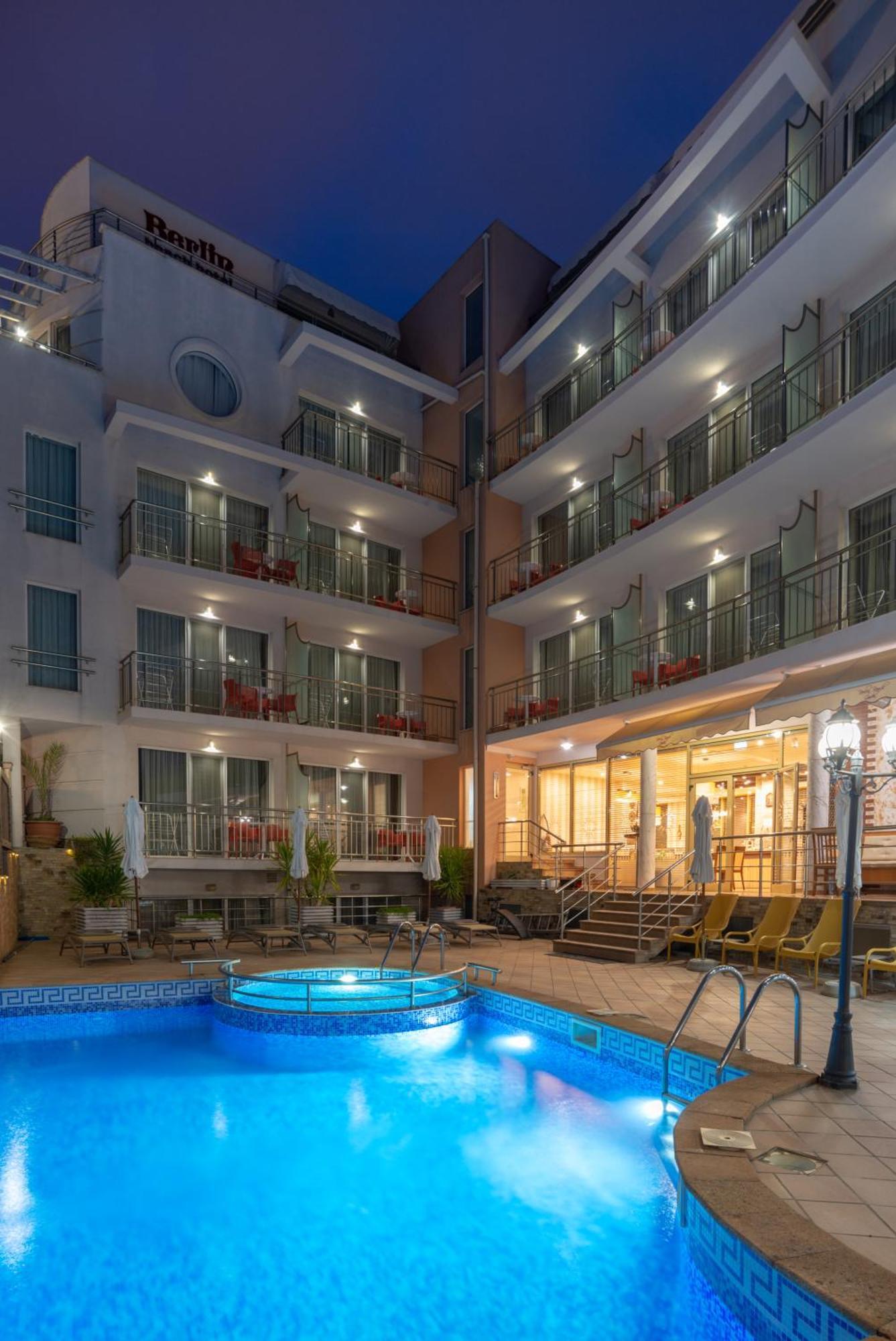 Family Hotel Berlin Beach Sveti Vlas Exterior foto