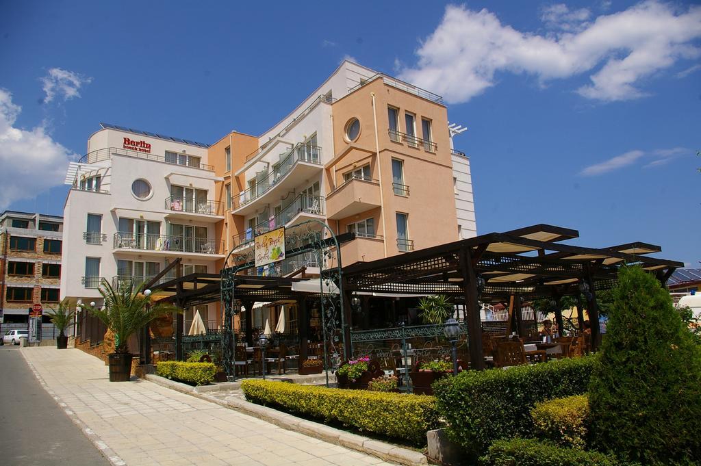 Family Hotel Berlin Beach Sveti Vlas Exterior foto